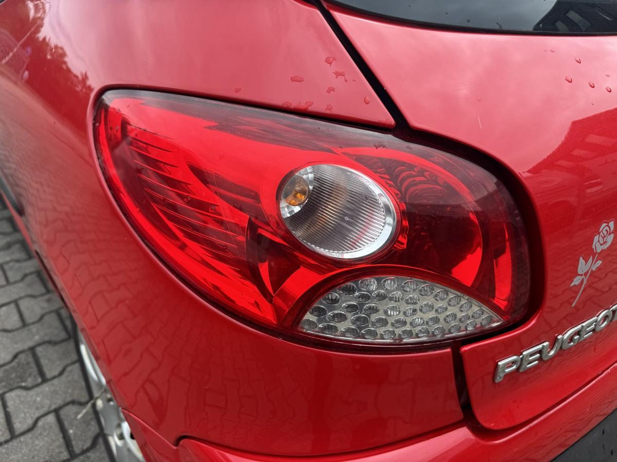 Peugeot 206+ original R&uuml;cklicht R&uuml;ckleuchte Schlussleuchte links Bj.2010